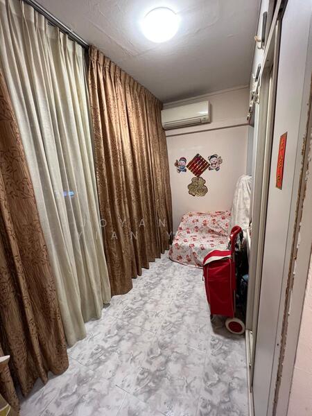 For Sale - People's Park Complex