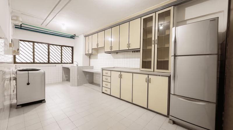 24 Marsiling Drive, 24 Marsiling Drive, Admiralty / Woodlands, 2 Bedrooms, 882 sqft, HDB Flat For Rent, by Cheryl Soh, 60193305 - Kitchen - PropertyGuru.com.sg