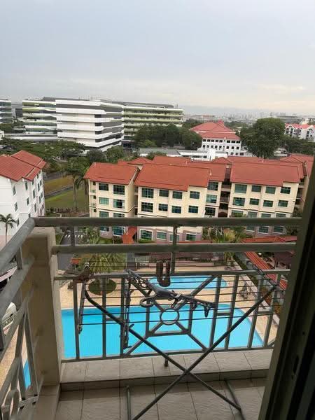 Changi Court, 702 Upper Changi Road East, Bedok / Upper East Coast, 2 Bedrooms, 872 sqft, Condominium For Rent, by Jane Oon, 60193617 - Balcony - PropertyGuru.com.sg