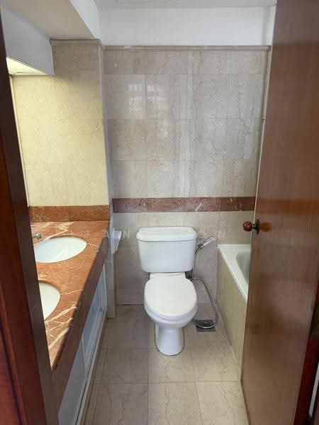 Changi Court, 702 Upper Changi Road East, Bedok / Upper East Coast, 2 Bedrooms, 872 sqft, Condominium For Rent, by Jane Oon, 60193617 - Bathroom - PropertyGuru.com.sg