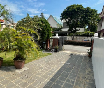 For Sale - 3-Storey on 3900sqft land at $1,7XX psf