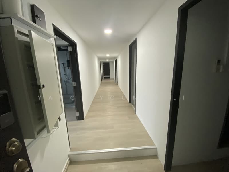 985 upper serangoon road, Upper Serangoon Road, Studio, 200 sqft, Shophouse For Rent, by Yang (Young) Li, 60193729 - Corridor - PropertyGuru.com.sg