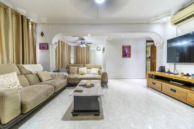 For Sale - 88 Redhill Close