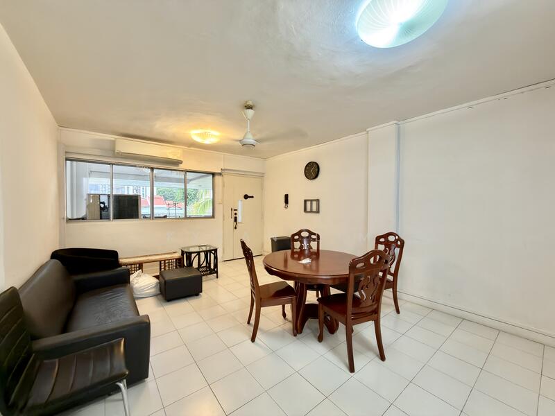 For Rent - Centrepoint