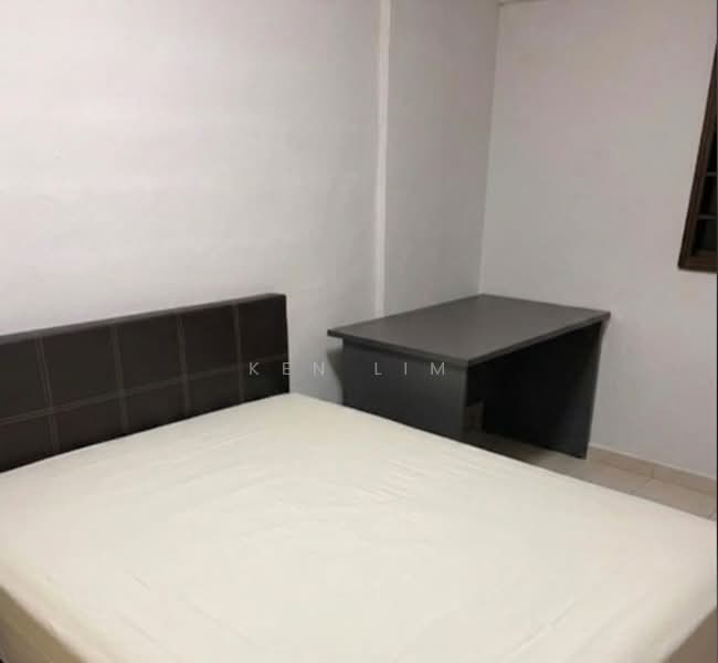 227 Bukit Batok Central, 227 Bukit Batok Central, Room Rental, 10 sqft, HDB Flat For Rent, by Ken Lim, 60193915 - Bedroom - PropertyGuru.com.sg