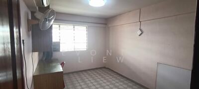 For Rent - 251 Jurong East Street 24