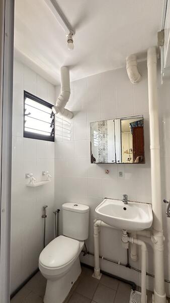 Master Bedroom Bathroom