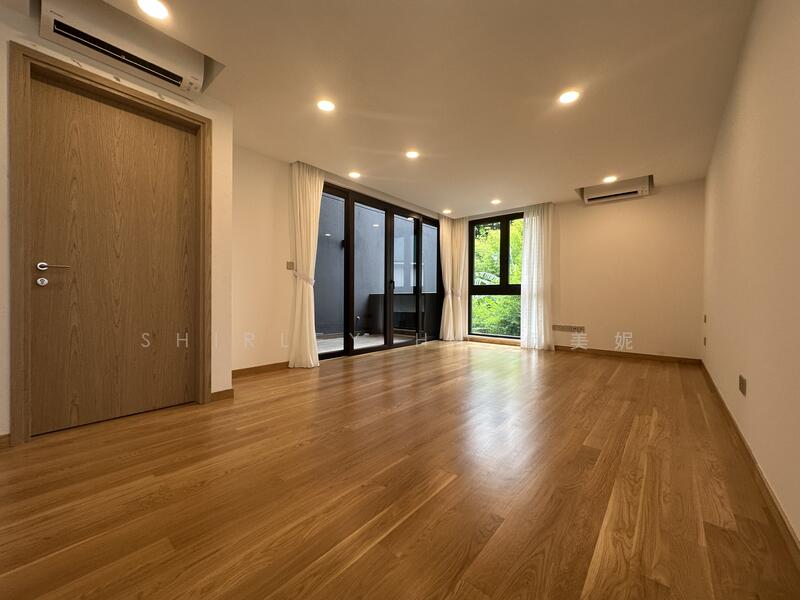 For Sale - FREEHOLD DETACHED @ D10 FERNHILL. WITHIN 1KM TO SINGAPORE CHINESE GIRLS" PRIMARY SCHOOL
