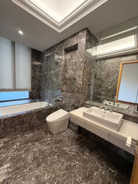 Parkview Eclat, 138 Grange Road, 4 Bedrooms, 3,250 sqft, Condominium For Sale, by Marcus Ang, 60194271 - Bathroom - PropertyGuru.com.sg