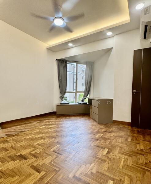 For Rent - Castle Green