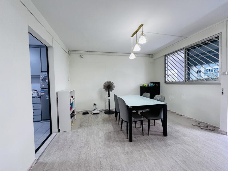 For Sale - 859A Tampines Avenue 5