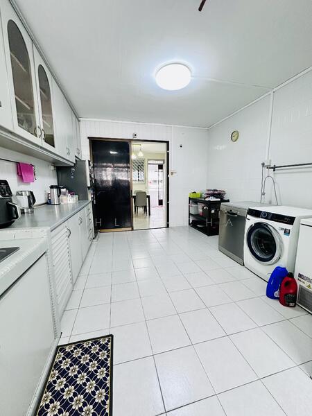 For Sale - 859A Tampines Avenue 5