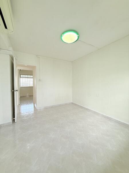 For Sale - 247 Simei Street 5