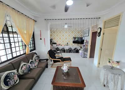 For Sale - 275 Pasir Ris Street 21