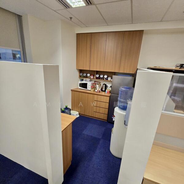 RAFFLES PLACE | Fitted Office | Walking Distance to MRT Station |, Raffles Place MRT, 1,600 sqft, Office For Rent, by Amy Aw 胡嘉薇, 60194704 - CommercialGuru.com.sg