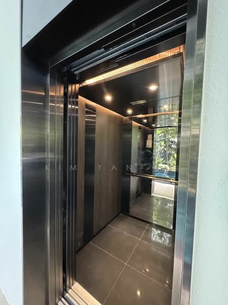 Brand New & freehold with grandeur, 4 Levels with lift, beautiful swimming Pool & landscaping, Walk to Stevens MRT, call 8130 3636 to view, 7 Bedrooms, 7,441 sqft, Semi-Detached House For Sale, by Kim Yan 金燕, 60194813 - PropertyGuru.com.sg