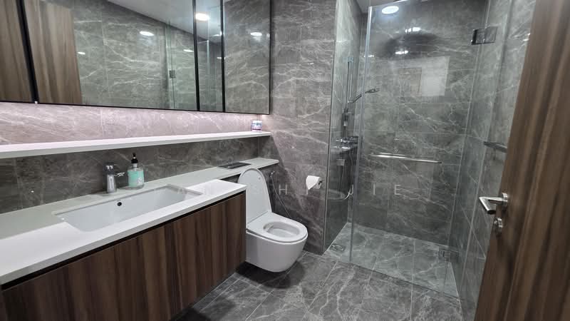 Lentor Modern, Lentor Central, 1 Bedroom, 527 sqft, Condominium For Rent, by Tan Shi Jie, 60194884 - Bathroom - PropertyGuru.com.sg