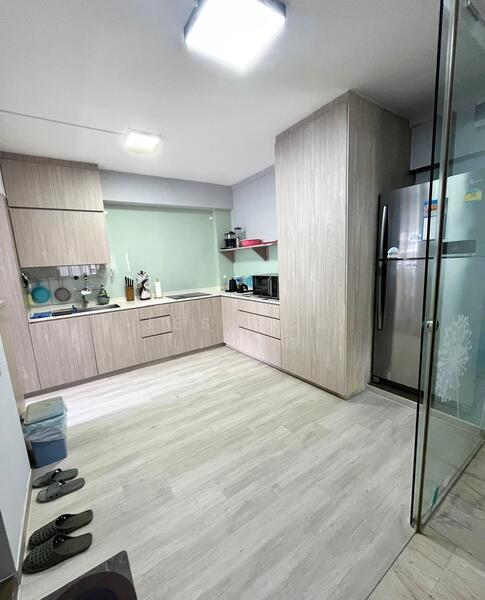 For Sale - 736 Tampines Street 72