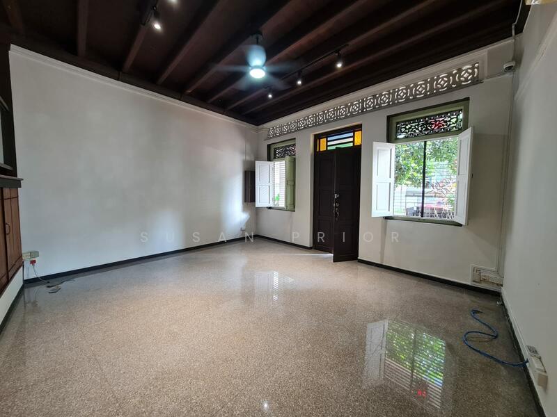 For Sale - Charm of The Courtyard Conserved! Geylang 4+1