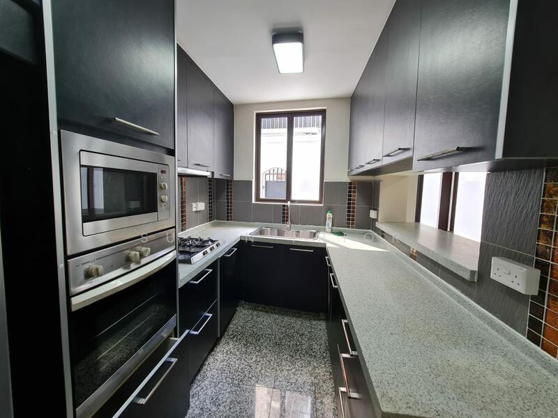 For Sale - Charm of The Courtyard Conserved! Geylang 4+1