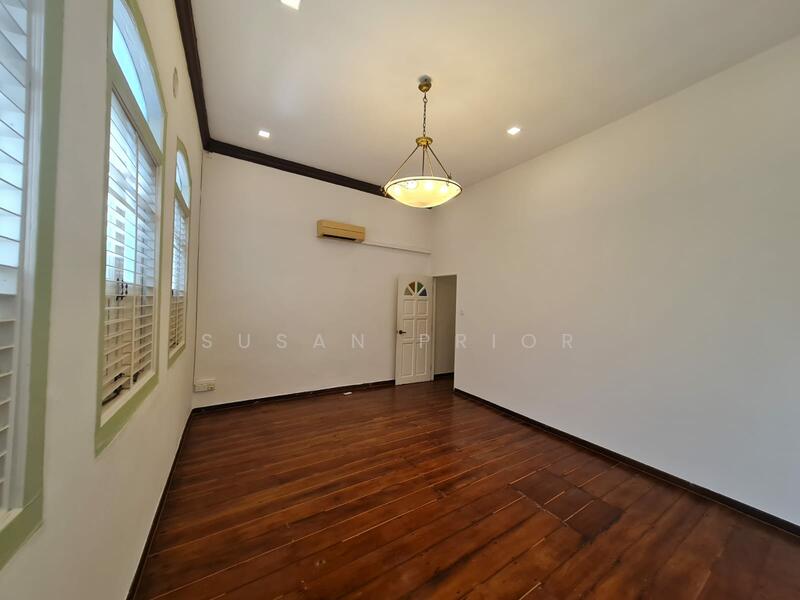 For Sale - Charm of The Courtyard Conserved! Geylang 4+1