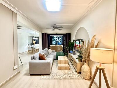 For Sale - 899A Woodlands Drive 50