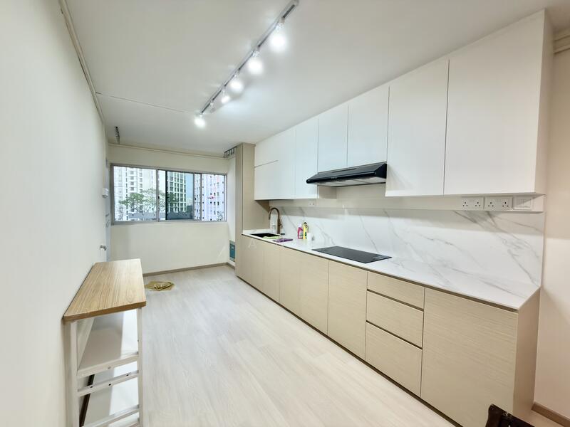 For Rent - 336 Woodlands Avenue 1