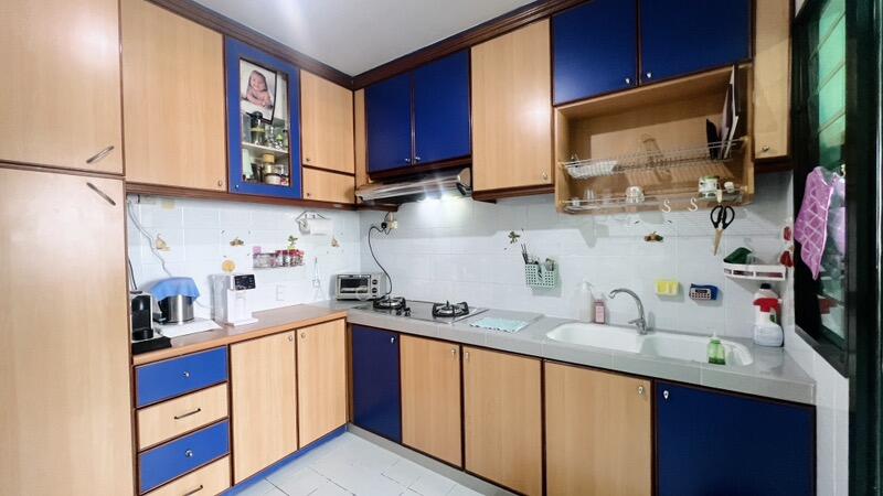 For Sale - 623 Woodlands Drive 52