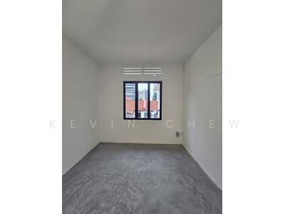For Rent - Race Course Road