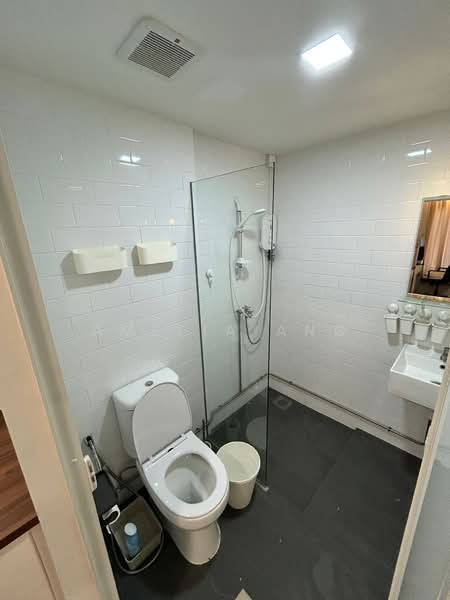 403 River Valley Road, , 1 Bedroom, 500 sqft, Walk-up Apartment For Rent, by Amelia Ang, 60195278 - Bathroom - PropertyGuru.com.sg