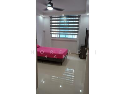 For Rent - 327 Ubi Avenue 1