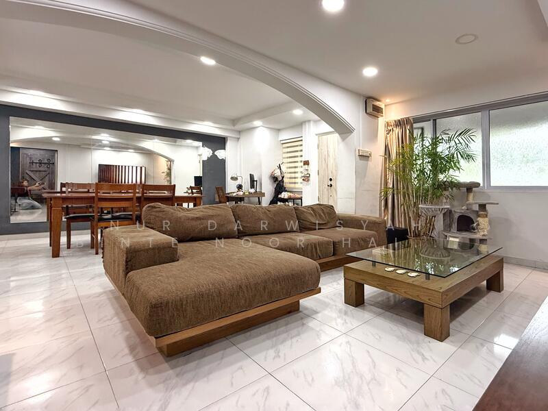 For Sale - 795 Woodlands Drive 72