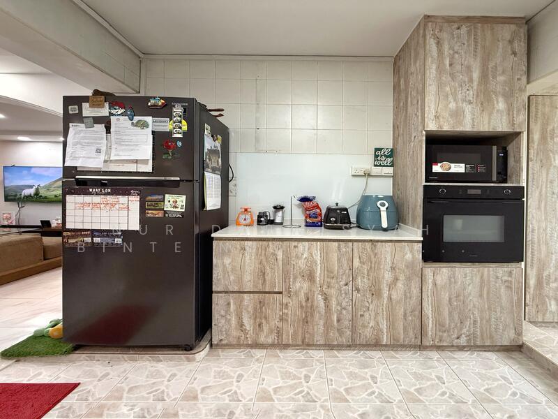 For Sale - 795 Woodlands Drive 72