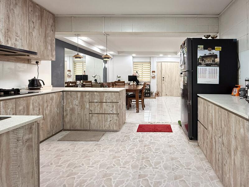 For Sale - 795 Woodlands Drive 72