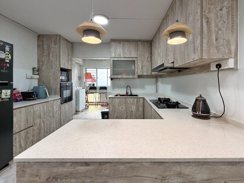 For Sale - 795 Woodlands Drive 72