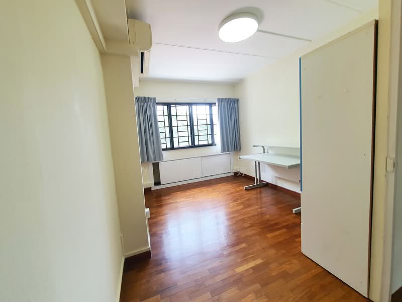 21 Queen's Close HDB Flat For Sale at S$ 1,000,000 | PropertyGuru Singapore - Study