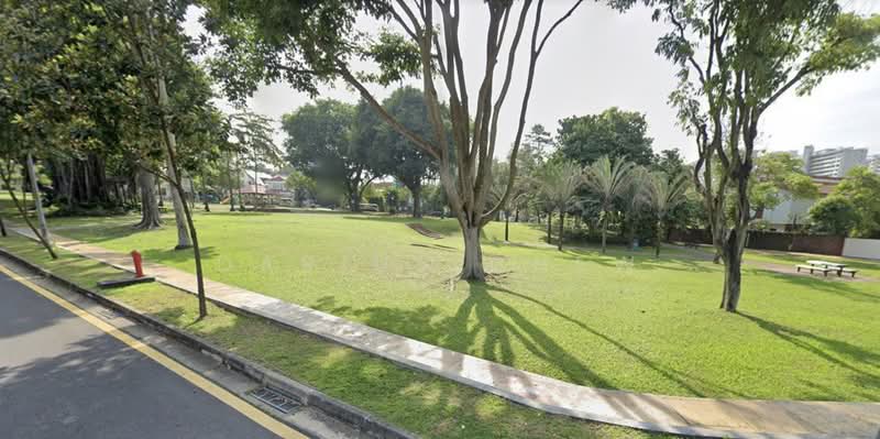 TERRACE FOR REBUILD, , 3 Bedrooms, 2,500 sqft, Terraced House For Sale, by Darius Chew, 60195753 - Exterior - PropertyGuru.com.sg