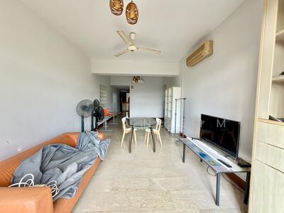 For Rent - Seletaris