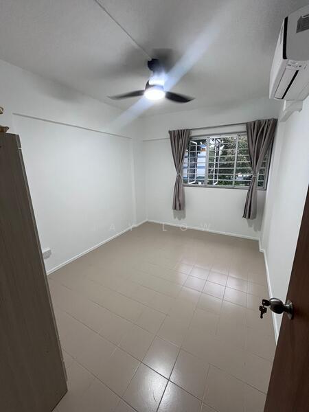 For Rent - 104 Tampines Street 11