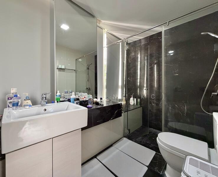 Master Bath - #PropertyPartners