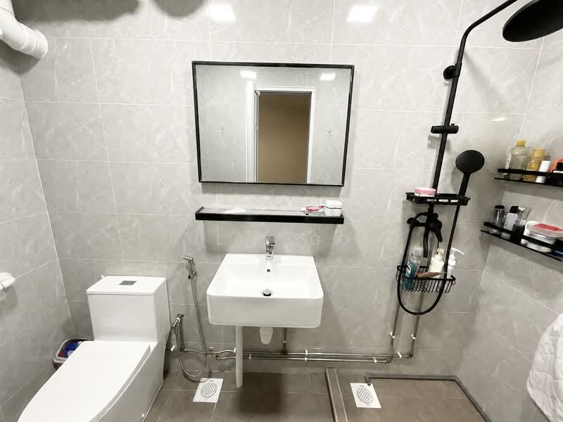 541 Pasir Ris Street 51, 541 Pasir Ris Street 51, 4 Bedrooms, 1,560 sqft, HDB Flat For Sale, by Billy Goh, 60196012 - Bathroom - PropertyGuru.com.sg