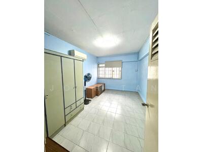 For Rent - 161 Tampines Street 12