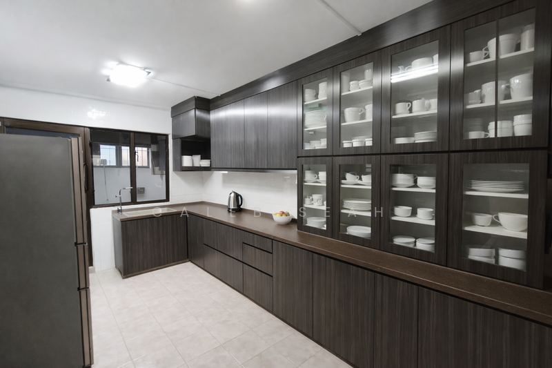 960 Hougang Avenue 9 HDB Flat For Sale at S$ 800,000 | PropertyGuru Singapore - Kitchen