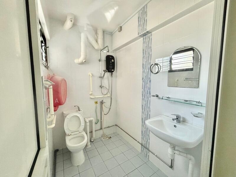 For Sale - 205 Bukit Batok Street 21