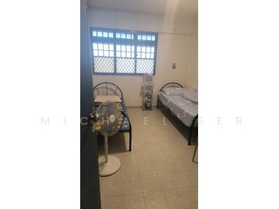 For Rent - 805 Tampines Avenue 4