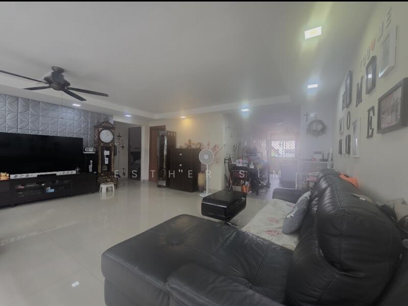 For Sale - 838 Tampines Street 82