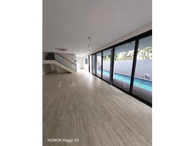 For Sale - Brand New TOP Detached in Holland