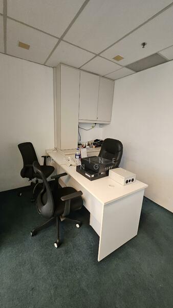 International Plaza, 10 Anson Road, 936 sqft, Office For Sale, by Regine Ang, 60196483 - Director room - CommercialGuru.com.sg