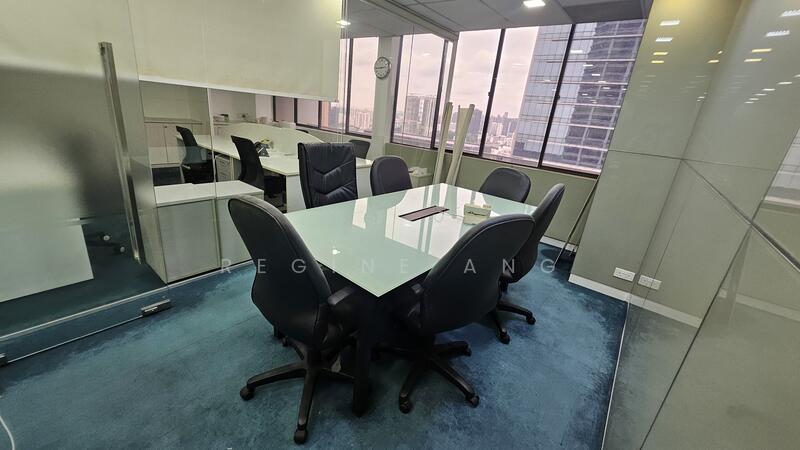 International Plaza, 10 Anson Road, 936 sqft, Office For Rent, by Regine Ang, 60196487 - Meeting room - CommercialGuru.com.sg