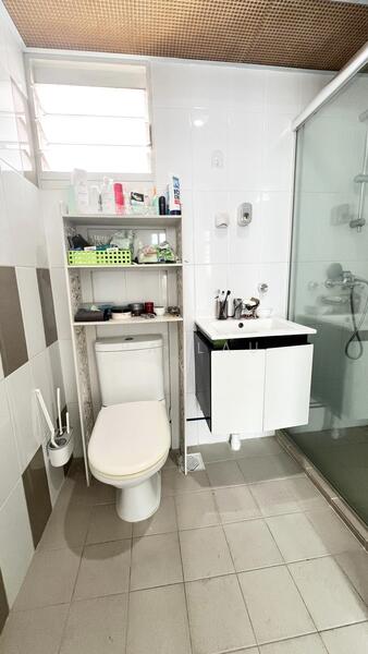 Masterbedroom Toilet 